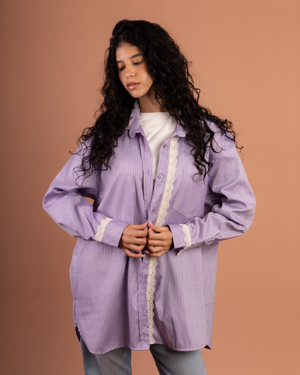 Oversized Poplin Lace in Purple