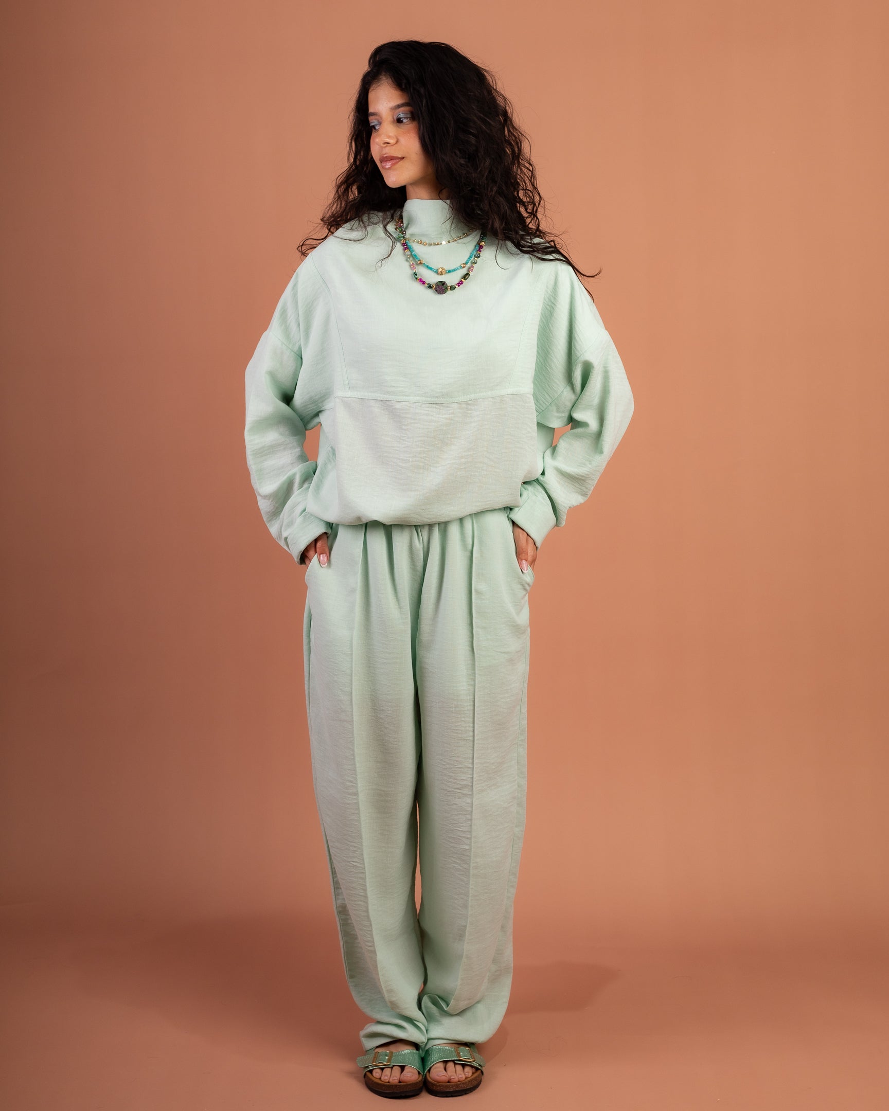 Turtle Linen Set in Mint