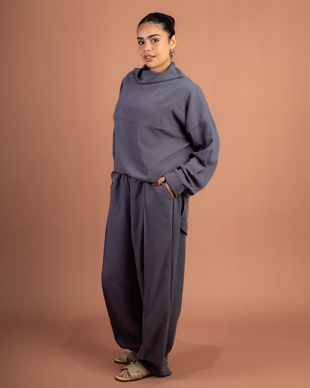 Turtle Linen Set in Gray