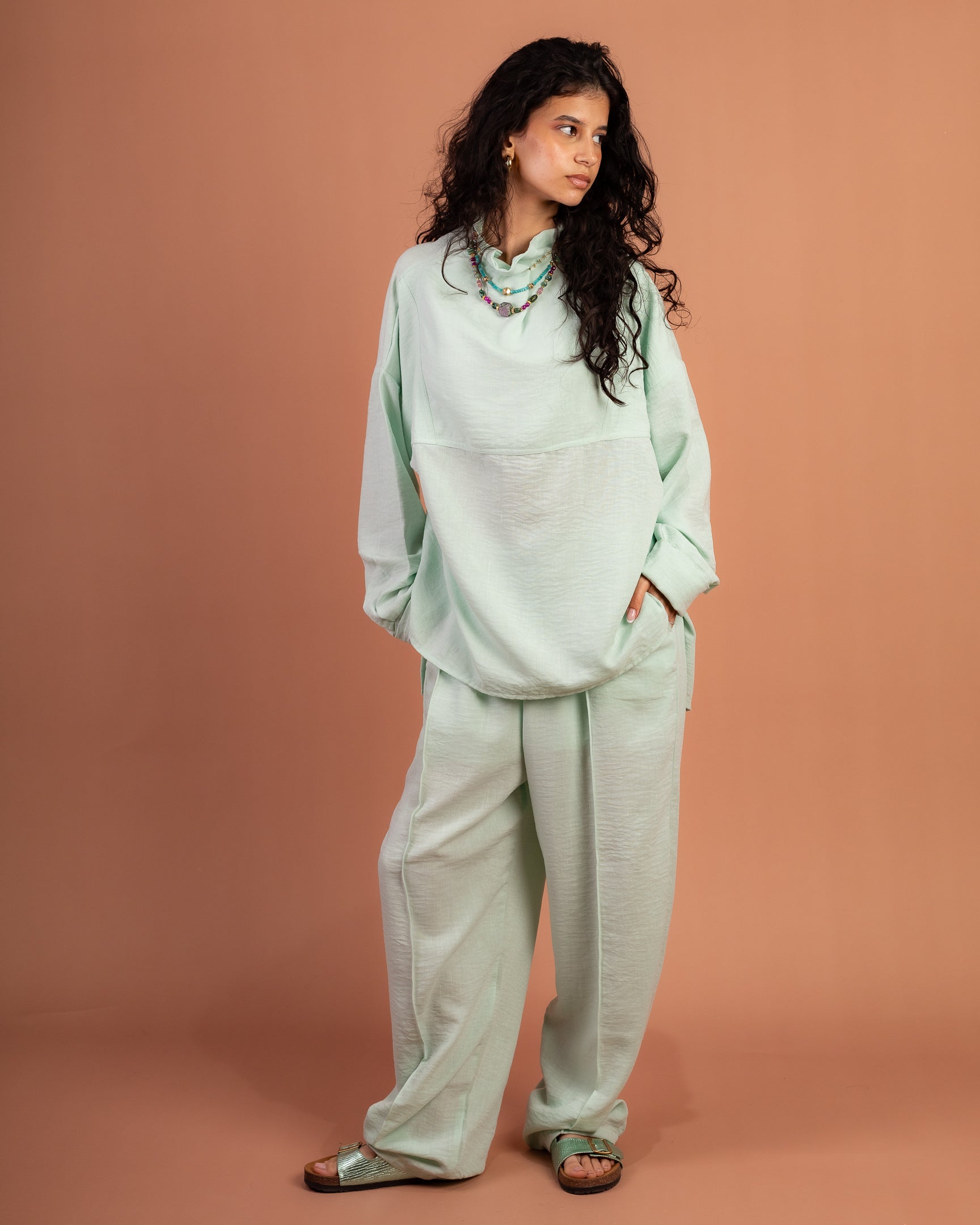 Turtle Linen Set in Mint