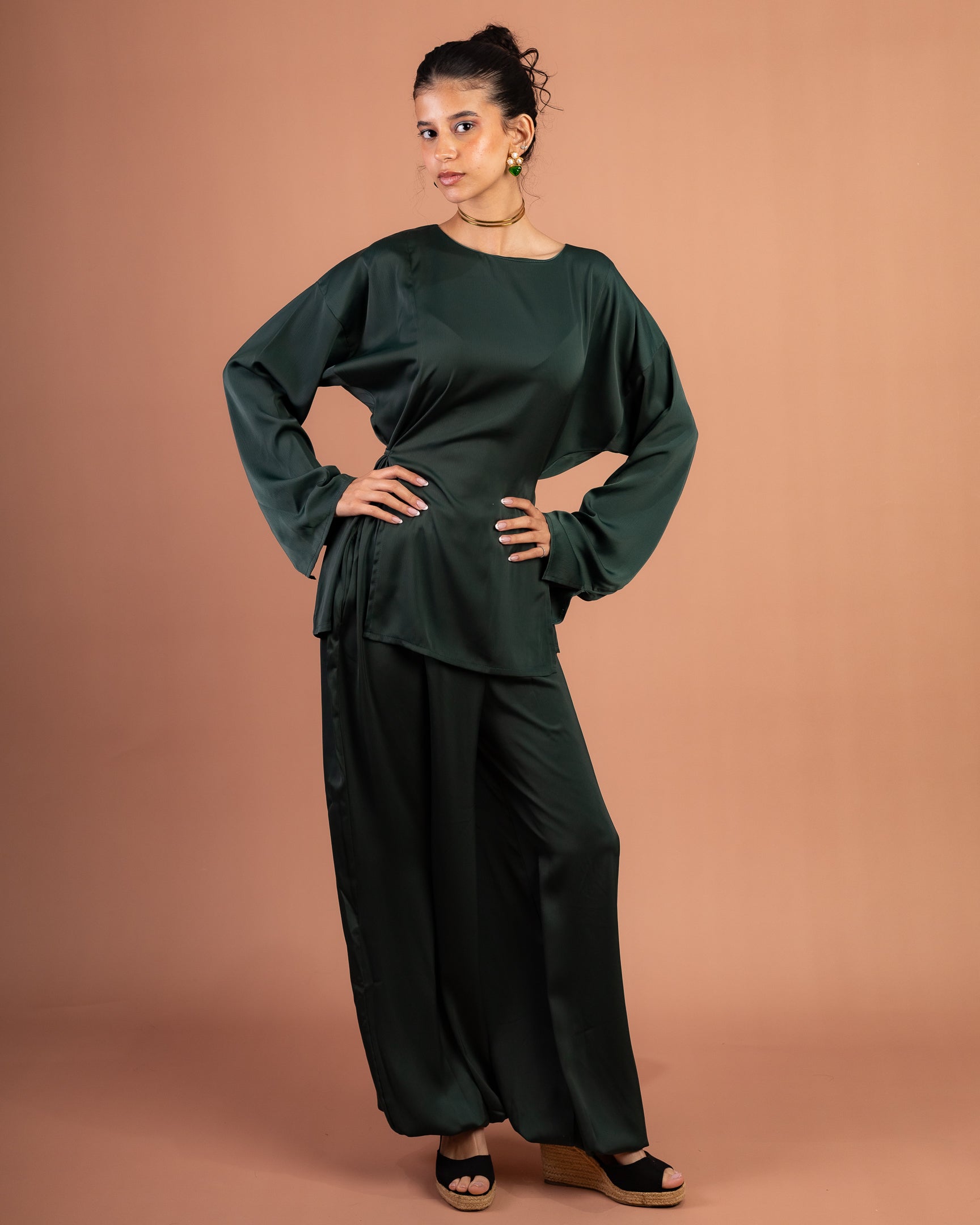 Satin Breeze Set in Dark Green